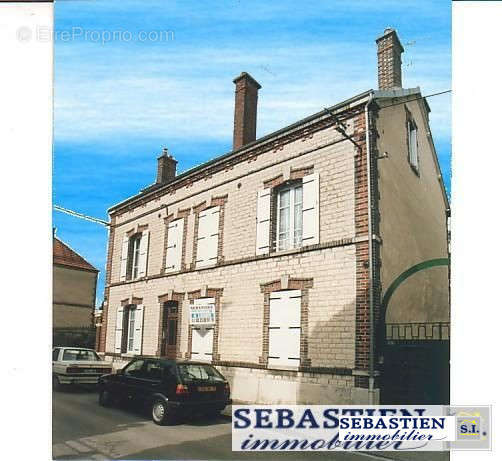 Appartement à SAINTE-SAVINE