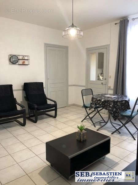 Appartement à SAINTE-SAVINE