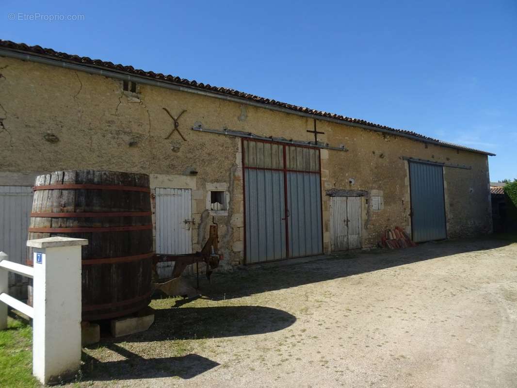 Maison à LEIGNES-SUR-FONTAINE