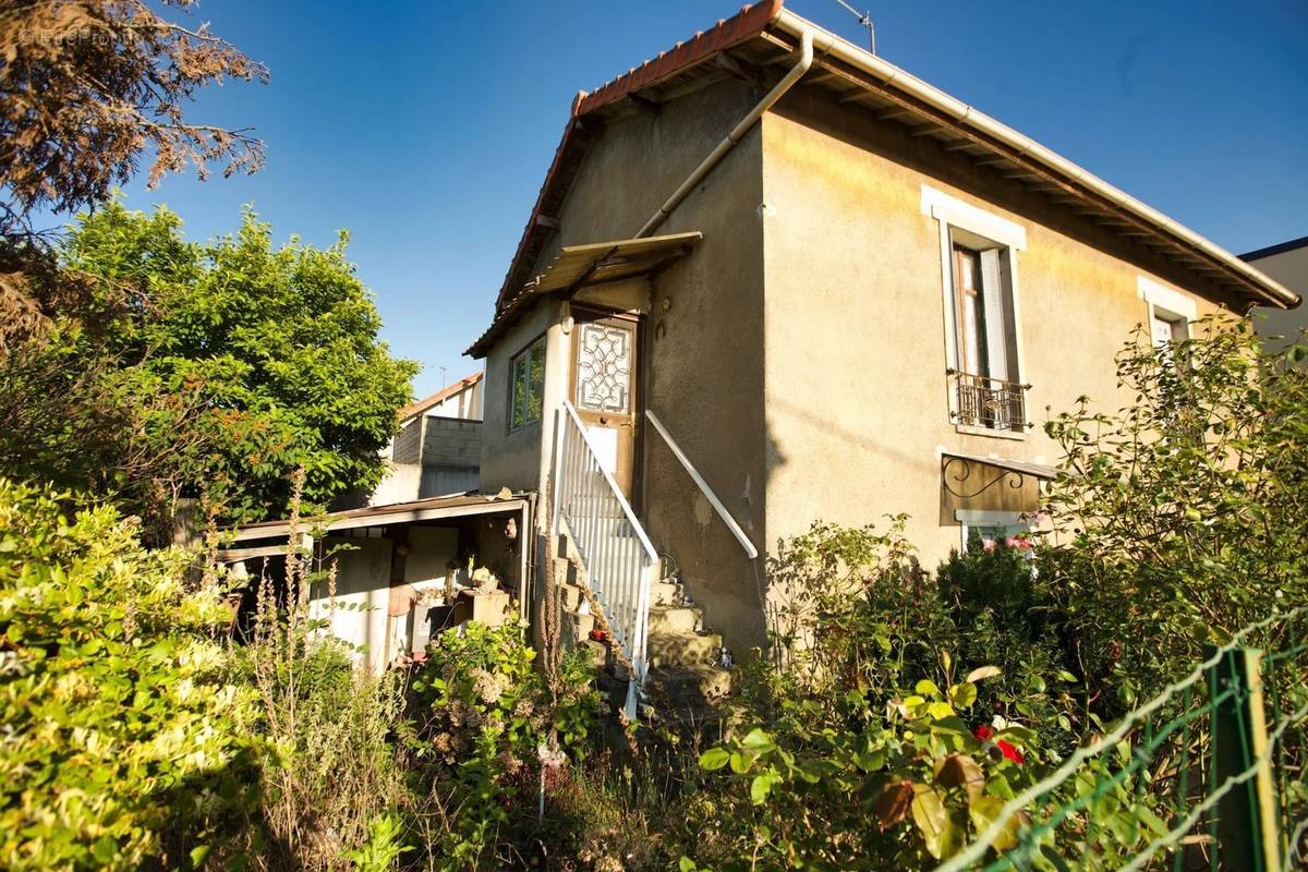 Terrain à CHATENAY-MALABRY