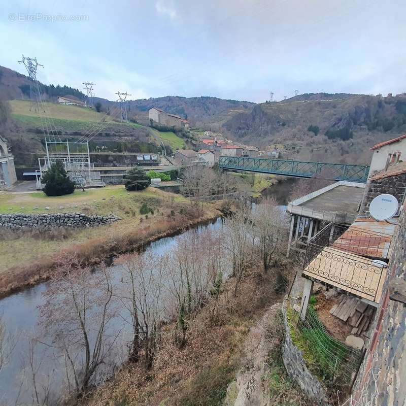 Maison à MONISTROL-D&#039;ALLIER