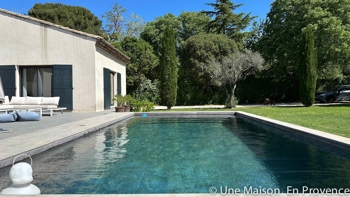 Maison à VILLENEUVE-LES-AVIGNON