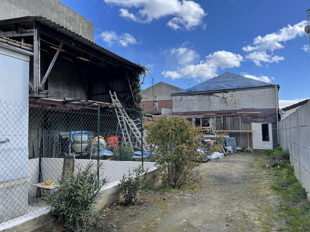 Commerce à FONTENAY-SOUS-BOIS