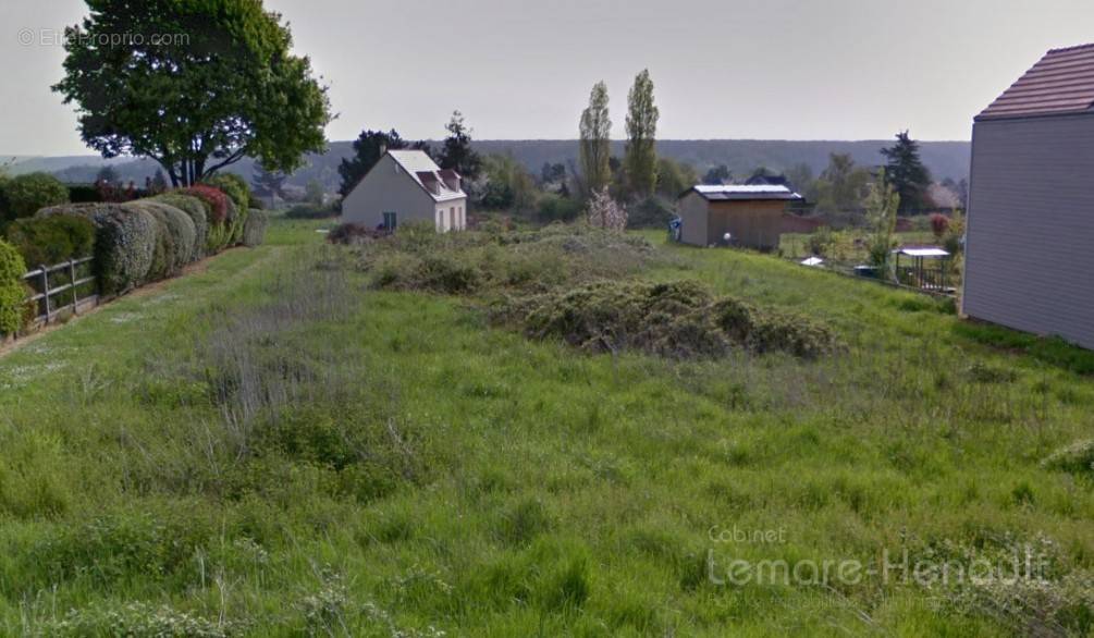 Terrain à VERT-EN-DROUAIS