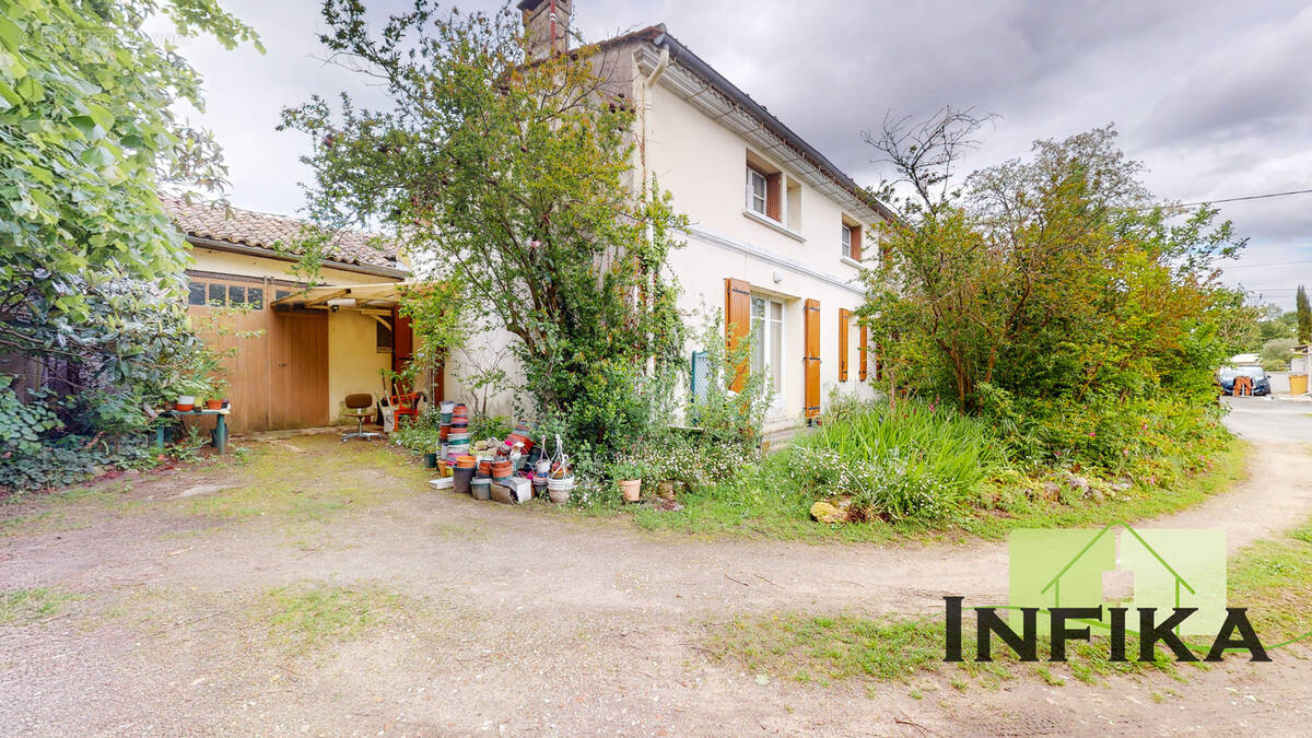 Maison à IZON