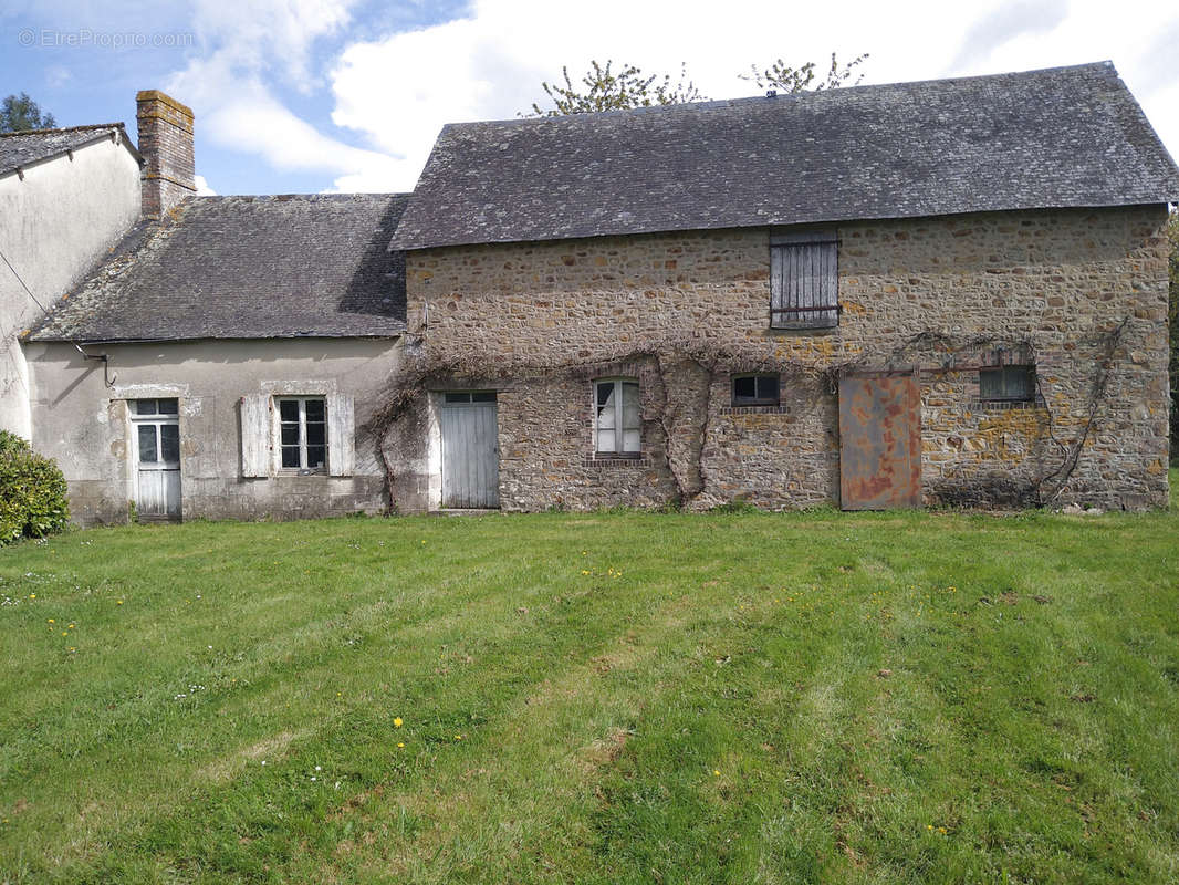 Maison à SAINT-AUBIN-DU-DESERT