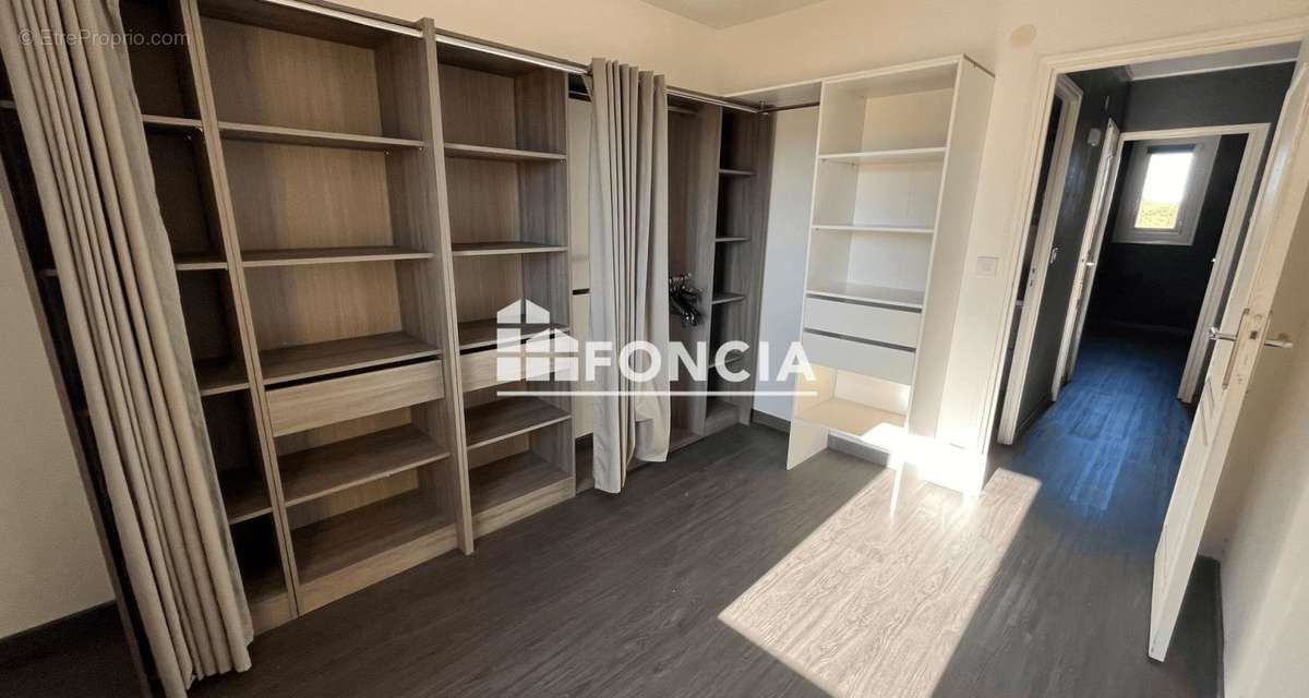 Appartement à HYERES