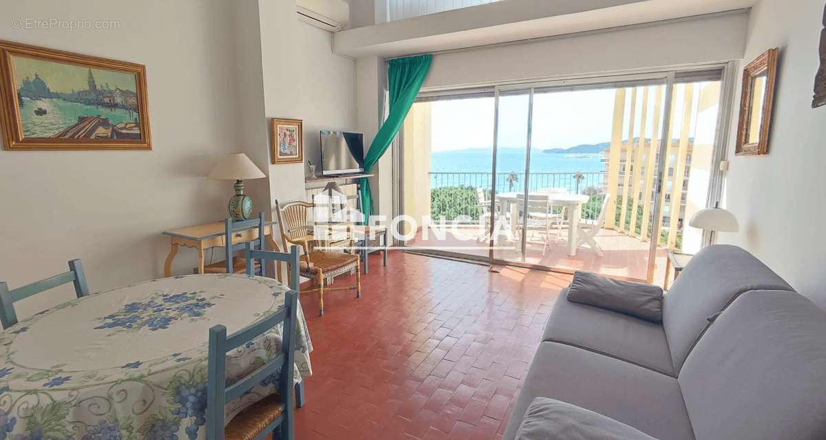 Appartement à LE LAVANDOU