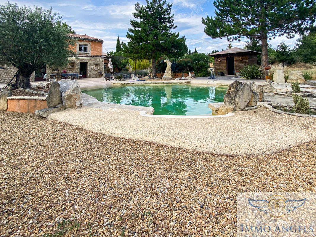 Maison à L&#039;ISLE-SUR-LA-SORGUE