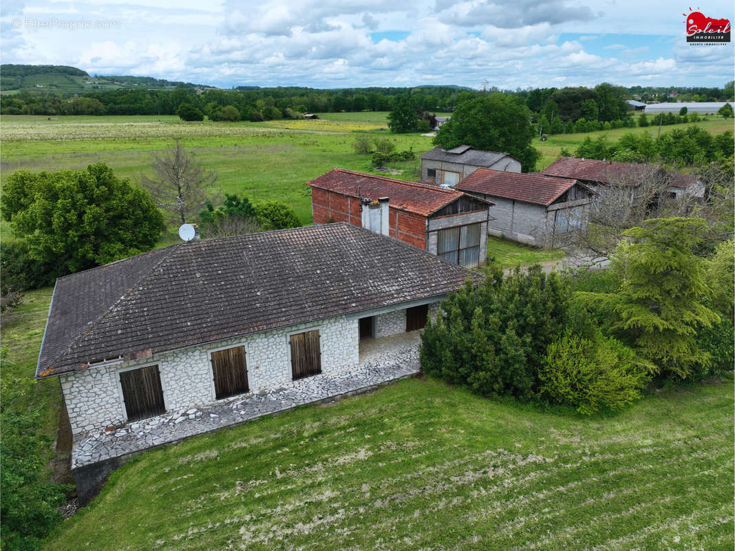 Maison à SAINT-SYLVESTRE-SUR-LOT