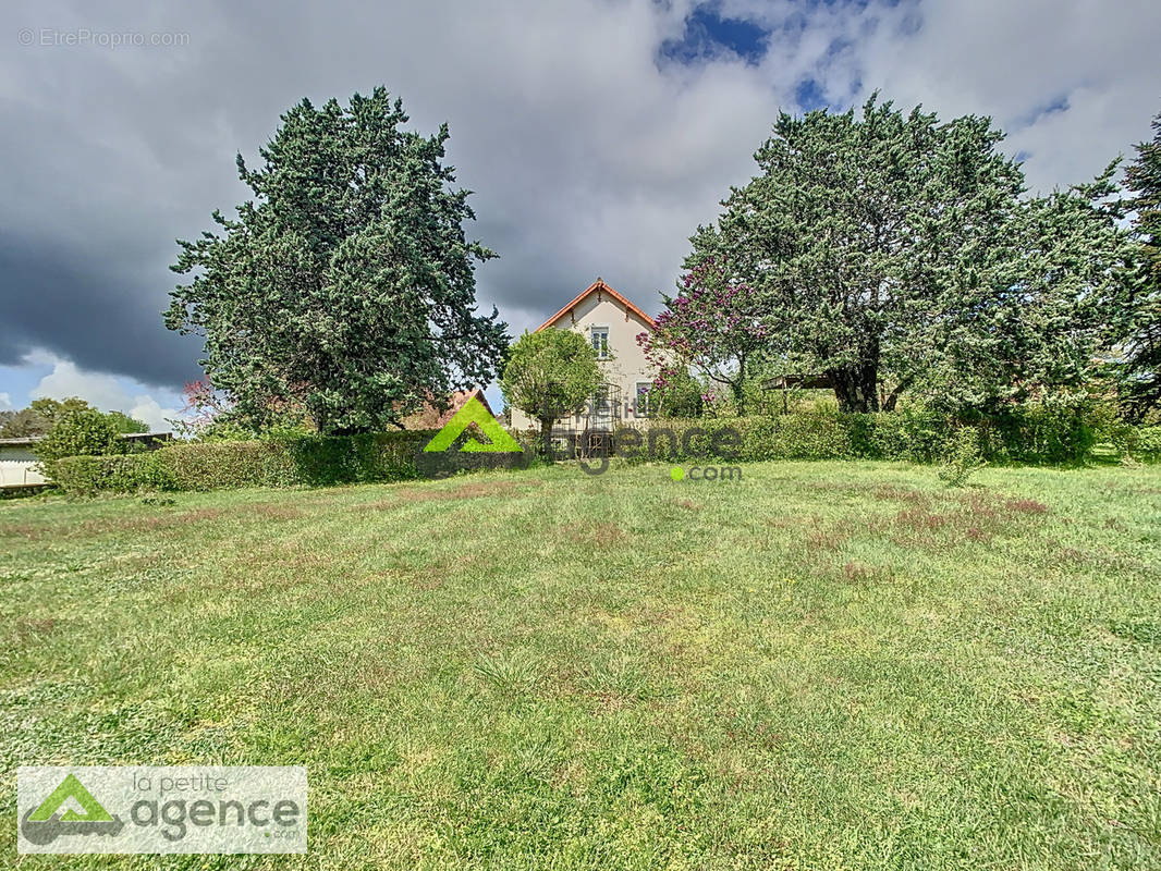 Maison à BELLEGARDE-EN-MARCHE