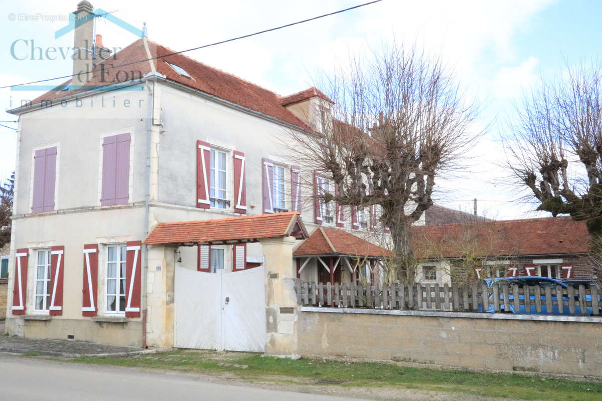 Maison à DANNEMOINE