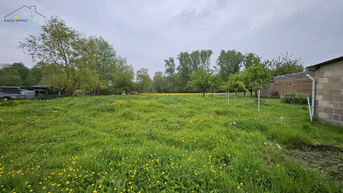 Terrain à YZEUX