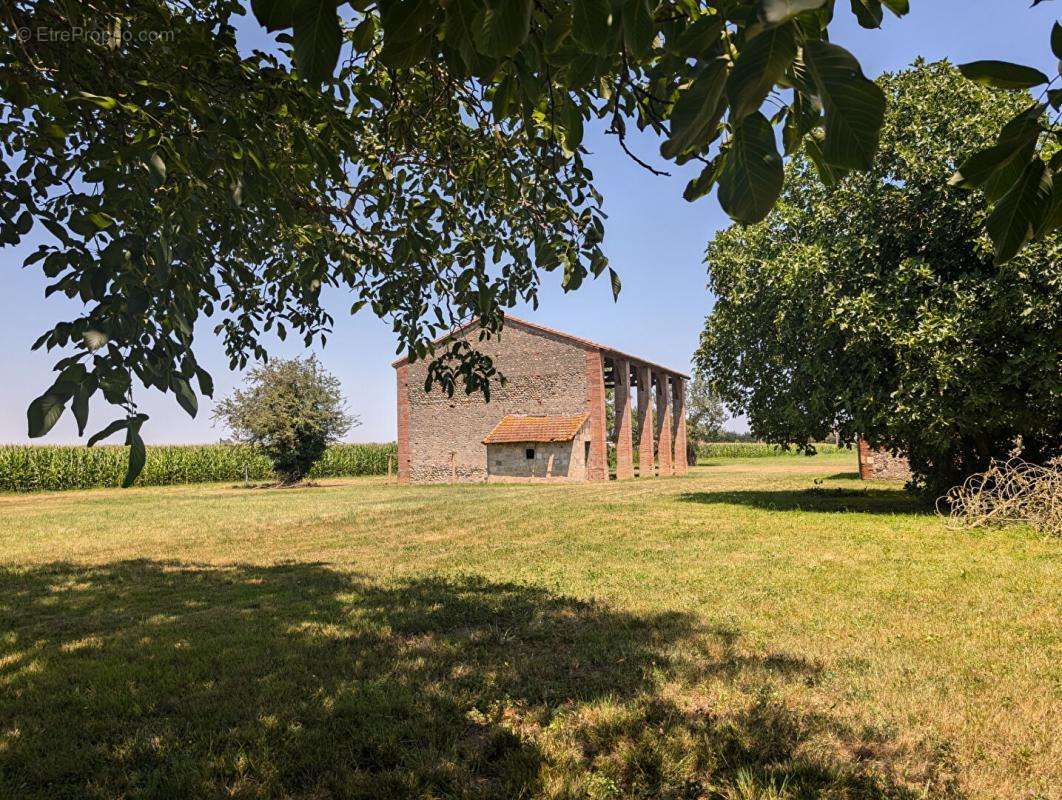 Maison à CAZERES