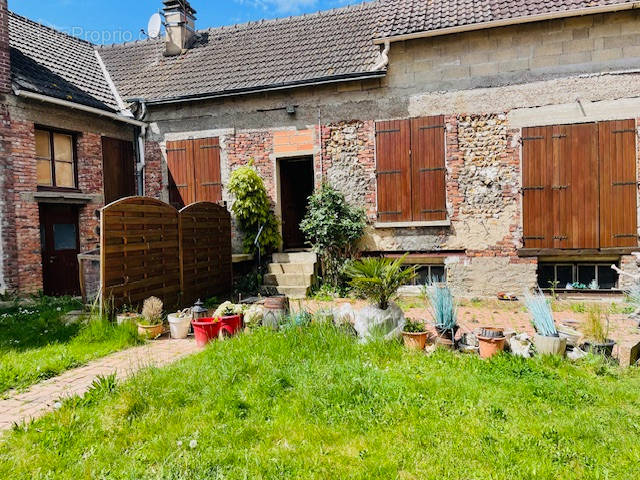 Maison à VILLEMEUX-SUR-EURE