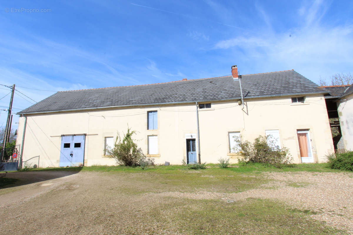 Maison à VARENNES-LES-NARCY