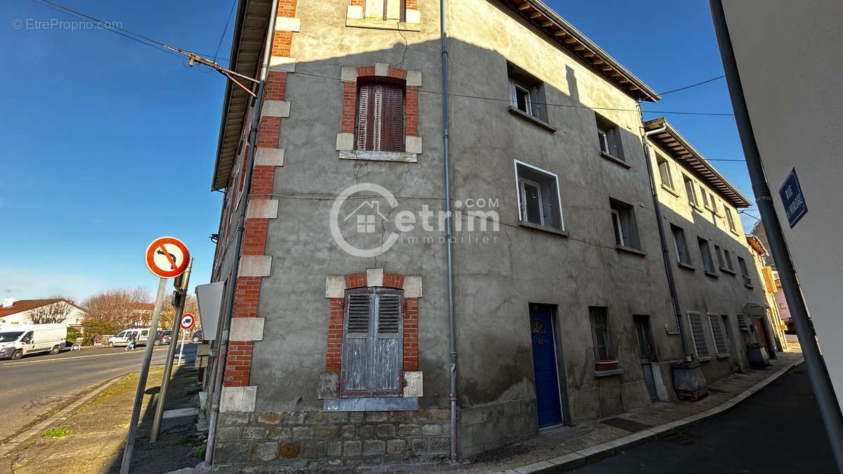 Appartement à LEZOUX