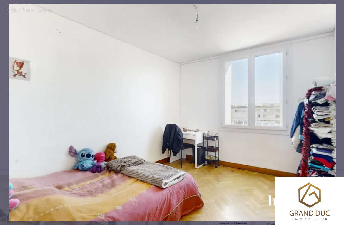 Appartement à MARSEILLE-4E