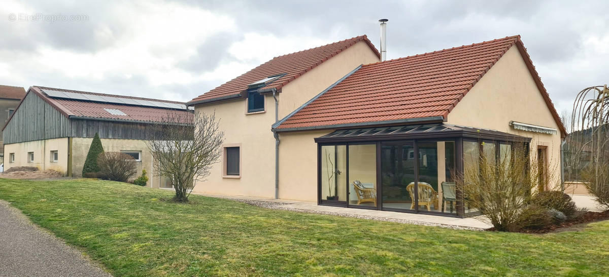 Maison à MARTIGNY-LES-BAINS