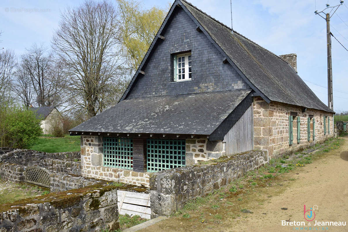 Maison à SAINT-MARS-SUR-LA-FUTAIE