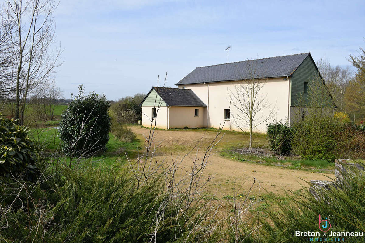 Maison à SAINT-MARS-SUR-LA-FUTAIE