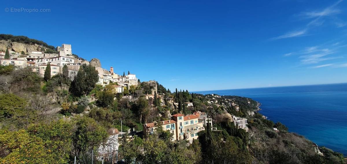 Appartement à ROQUEBRUNE-CAP-MARTIN