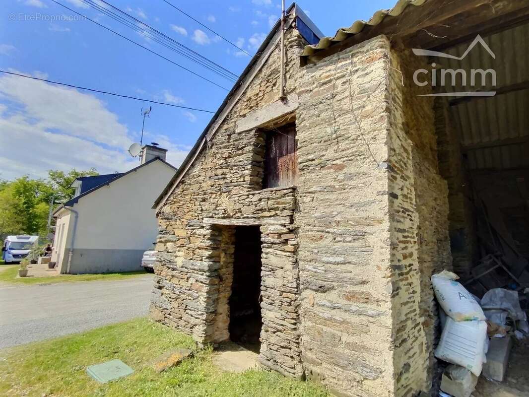 Maison à SAINTE-ANNE-SUR-VILAINE