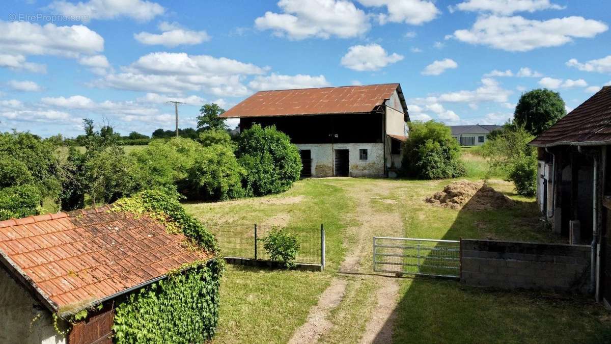 Maison à SERMOISE-SUR-LOIRE