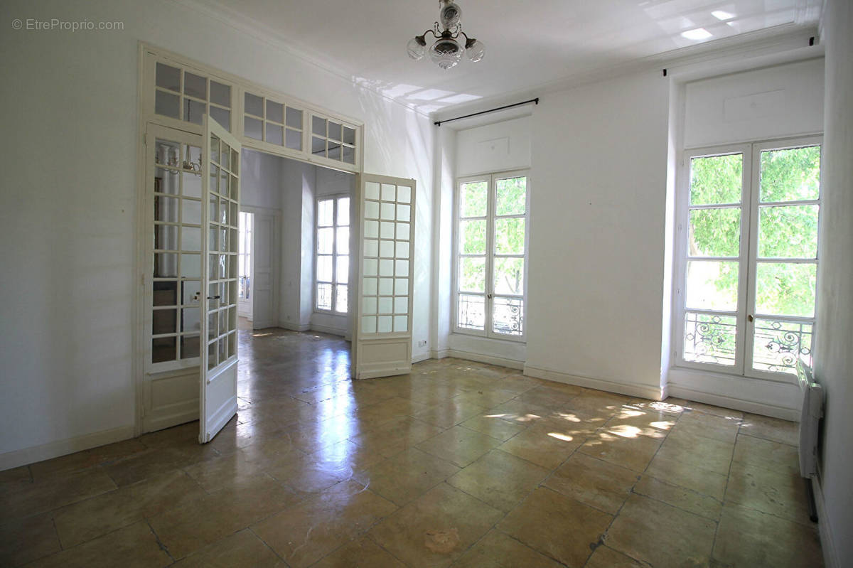 Appartement à NIMES