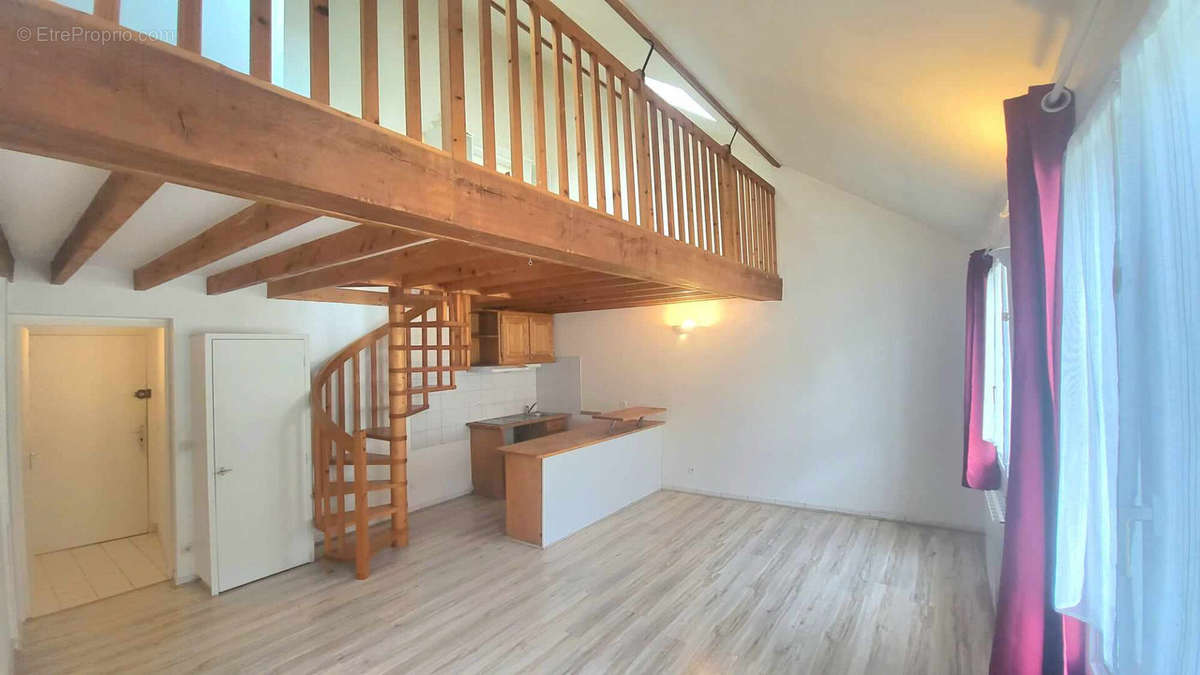 Appartement à SAMOIS-SUR-SEINE