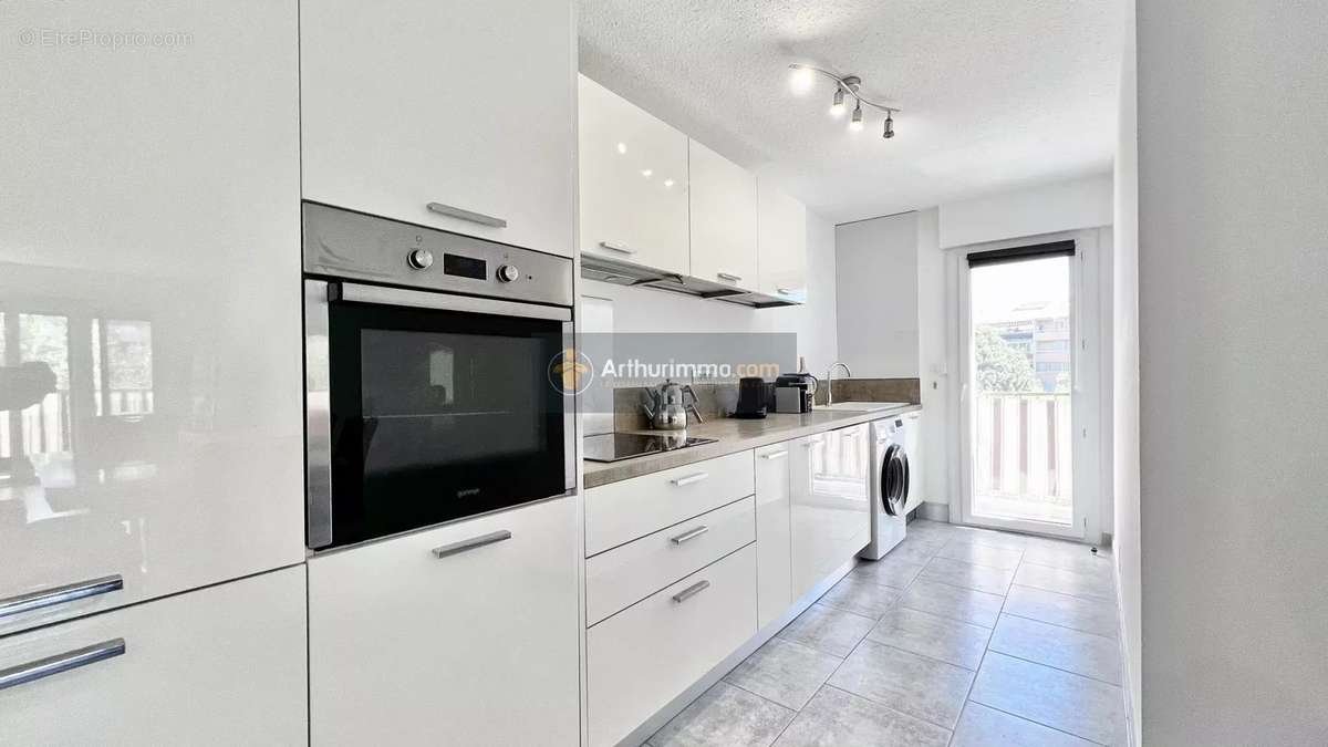 Appartement à FREJUS