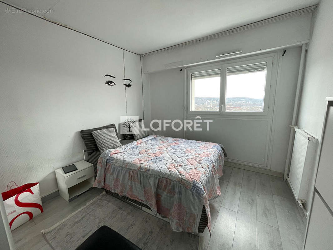 Appartement à MANTES-LA-JOLIE