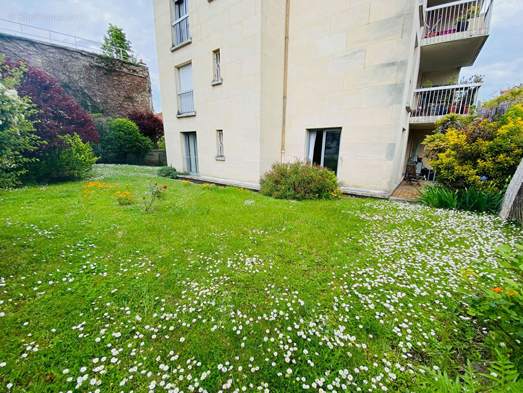 Appartement à NOGENT-SUR-MARNE