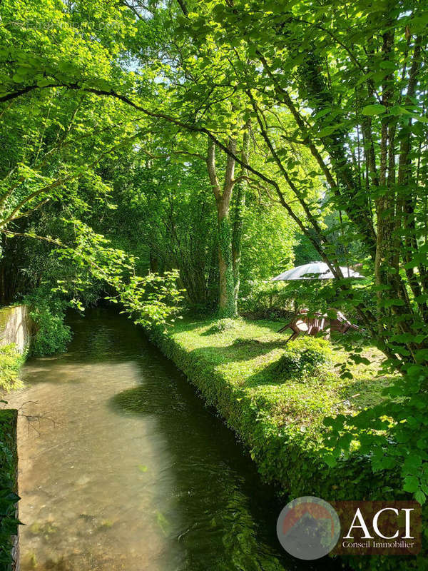 Appartement à ETREPAGNY