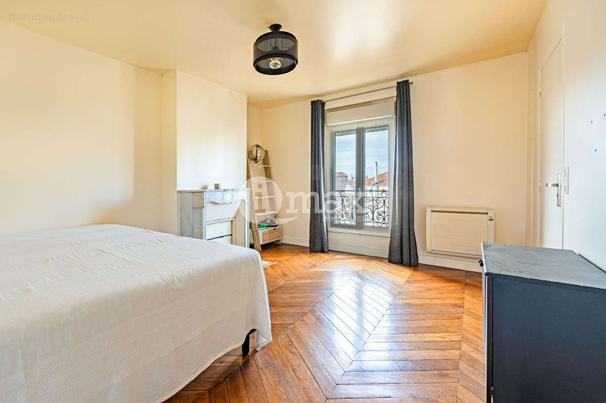 Appartement à COLOMBES