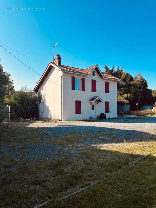 Maison à PEYREHORADE