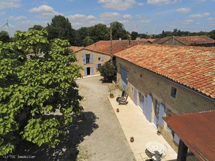 Maison à MANSLE