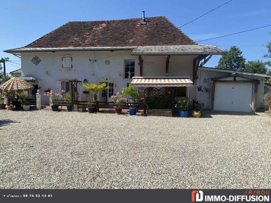 Maison à SAINT-BERON