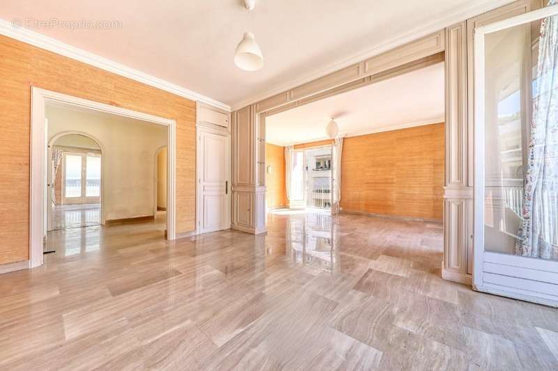 Appartement à LYON-6E