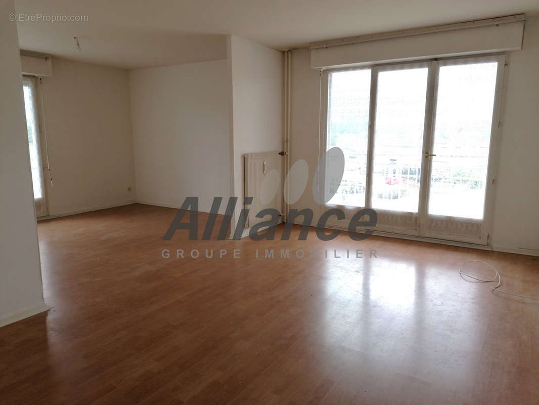 Appartement à LUXEUIL-LES-BAINS