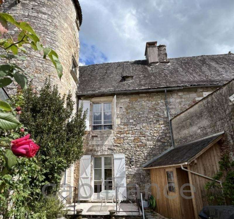 Maison à TURENNE