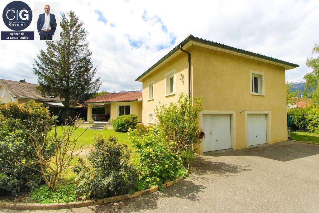 Maison à SAINT-GENIS-POUILLY