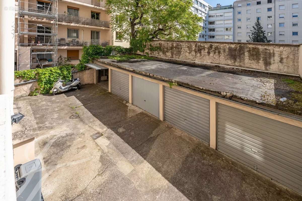 Appartement à LYON-6E