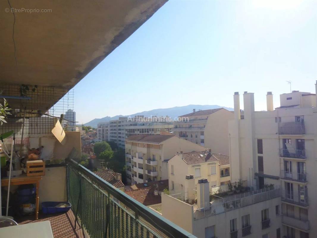 Appartement à MARSEILLE-10E