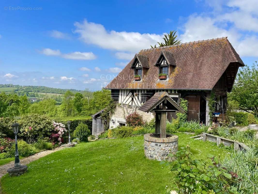 Maison à PONT-L&#039;EVEQUE