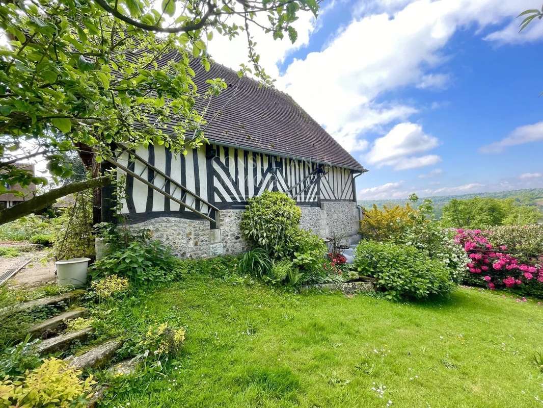 Maison à PONT-L&#039;EVEQUE