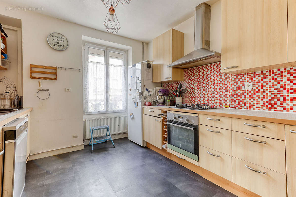 Appartement à NANTERRE