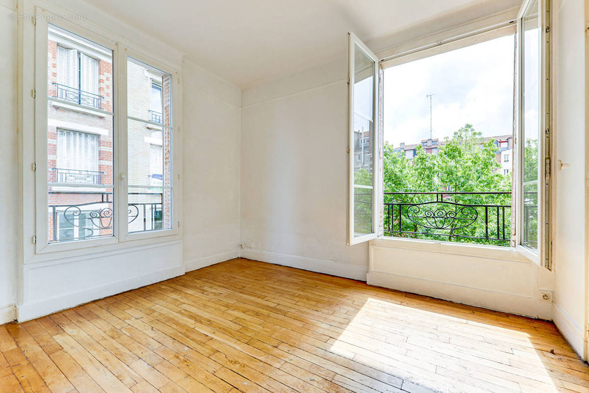 Appartement à PARIS-20E