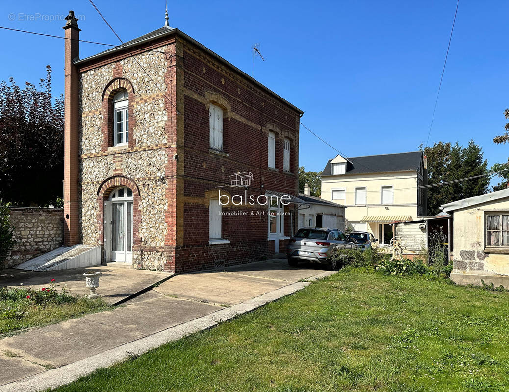 Maison à CAUDEBEC-LES-ELBEUF