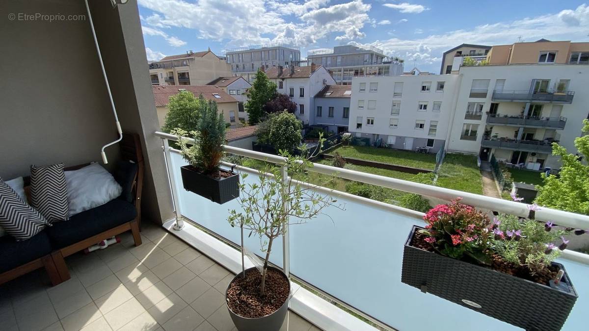 Appartement à VILLEURBANNE